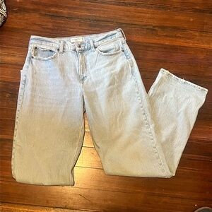 Abercrombie & Fitch Women's Curve Love Baggy low rise jeans extra long